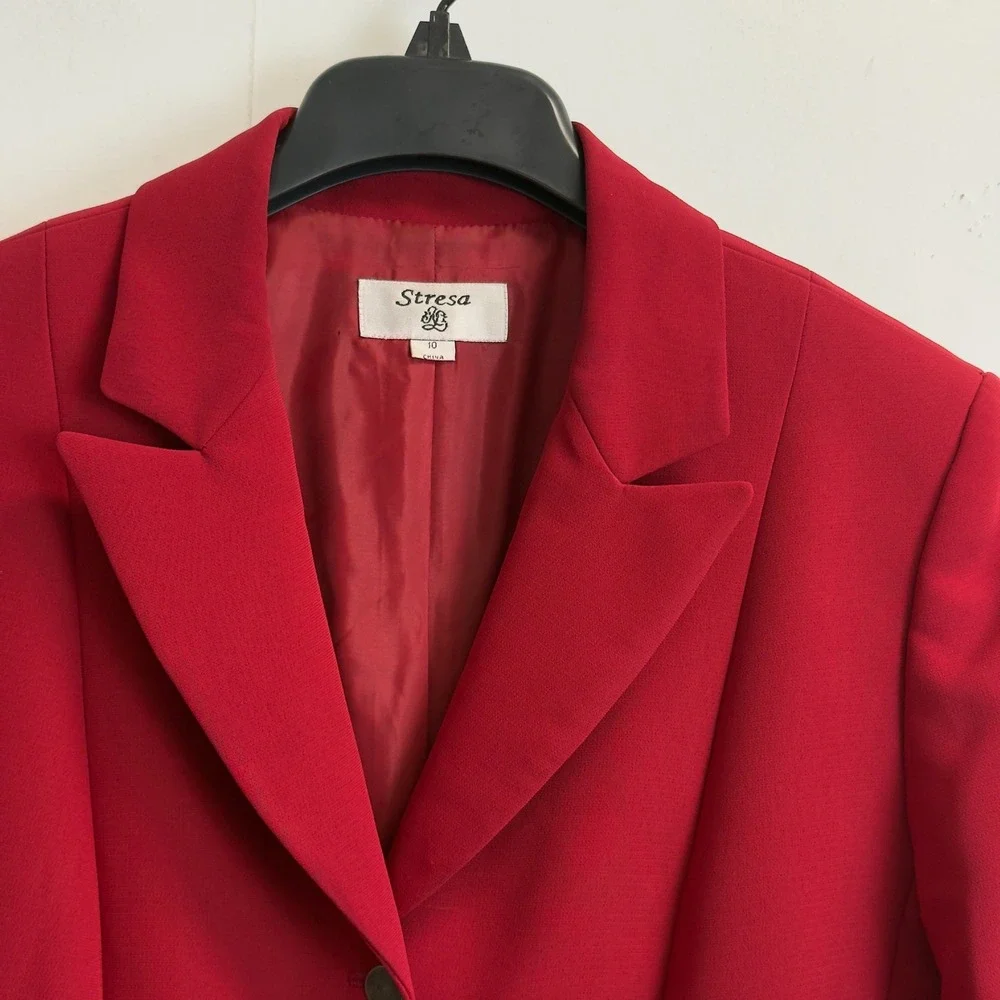 Stresa Womens Red 2 Piece Skirt Suit Set Blazer and A-Line Skirt Size 10